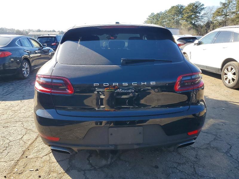 Photo 6 from auction – 2018 PORSCHE MACAN with VIN WP1AA2A56JLB07530