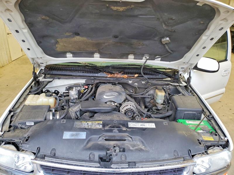 Photo 12 from auction – 2001 CHEVROLET SUBURBAN K with VIN 3GNFK16T41G187307