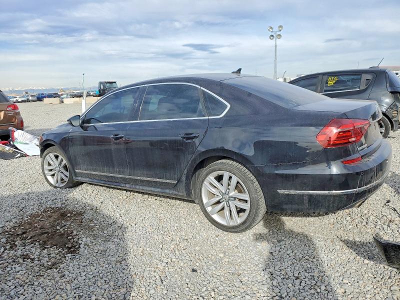 Photo 2 from auction – 2017 VOLKSWAGEN PASSAT with VIN 1VWGT7A34HC005359