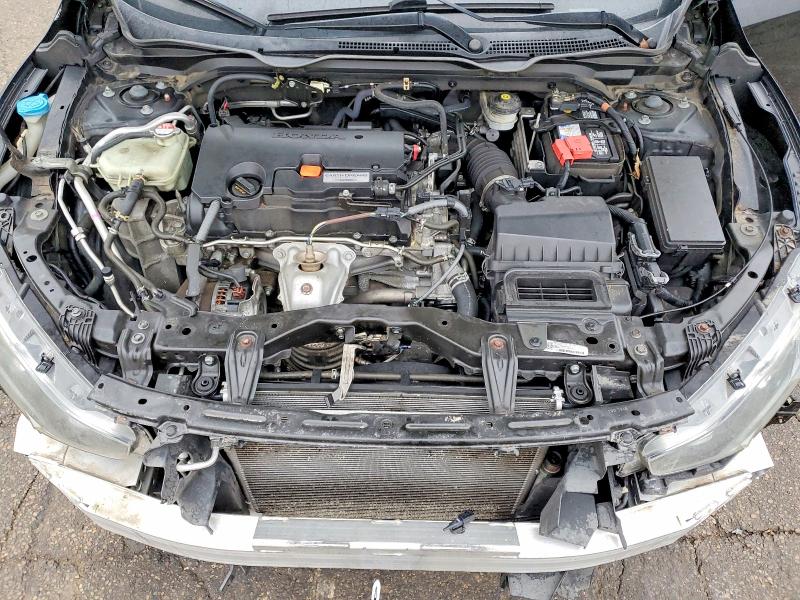 Photo 11 from auction – 2018 HONDA CIVIC EX with VIN 19XFC2F78JE009829