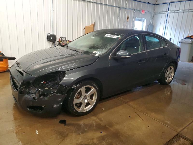 VOLVO S60 T5 2013 z numerem VIN YV1612FS4D2227109 - Zdjęcie z aukcji