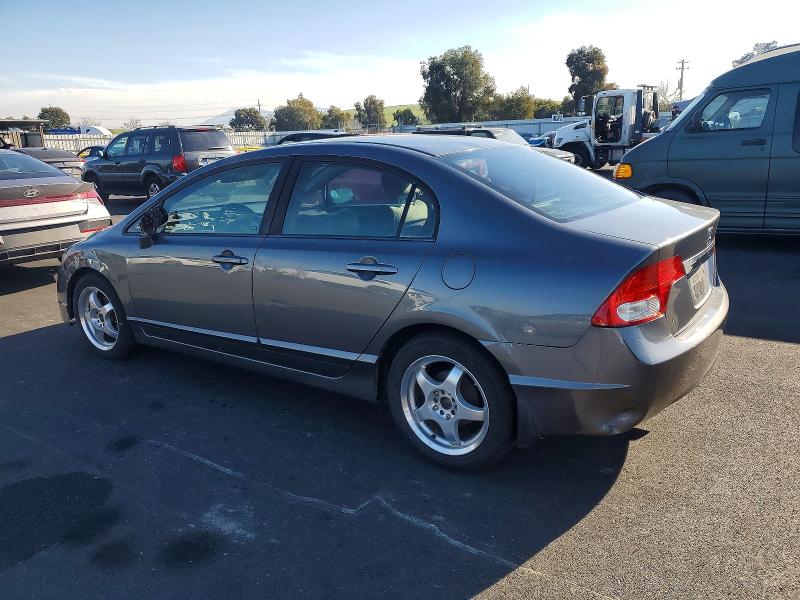 صورة رقم 2 من المزاد - 2010 HONDA CIVIC LX مع VIN 19XFA1E58AE053555
