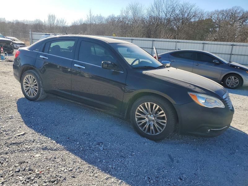 Photo 4 from auction – 2011 CHRYSLER 200 LIMITE with VIN 1C3BC2FG2BN503572