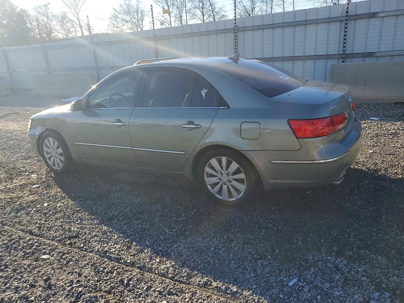Photo 2 from auction – 2010 HYUNDAI SONATA SE with VIN 5NPEU4AF8AH582504