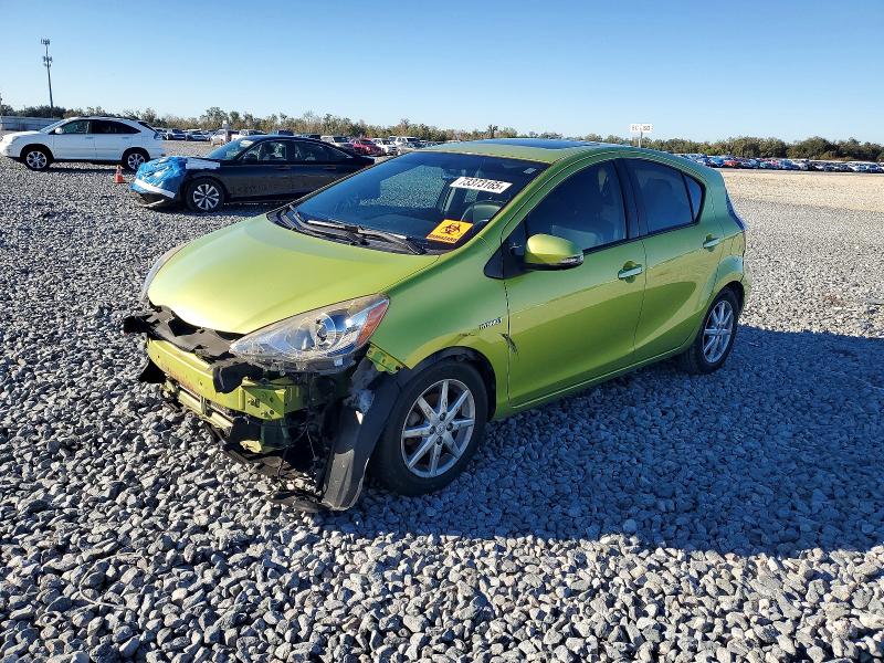 Photo 1 from auction – 2015 TOYOTA PRIUS C with VIN JTDKDTB38F1094265