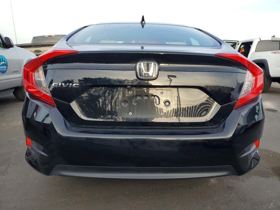 Zdjęcie 6 z aukcji – 2017 HONDA CIVIC EX z VIN 19XFC2F72HE231941