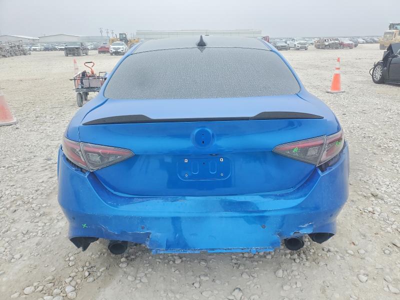 Photo 6 from auction – 2018 ALFA ROMEO GIULIA with VIN ZARFAEAV2J7586536