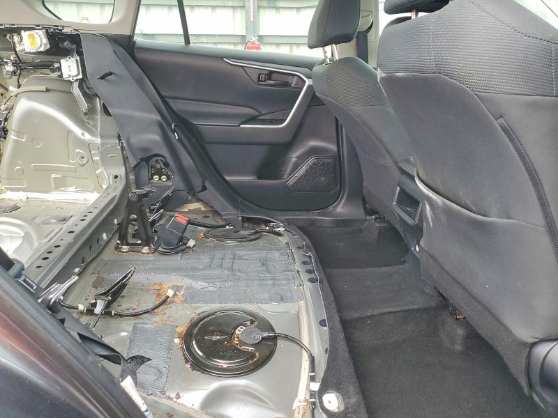 Photo 11 from auction – 2021 TOYOTA RAV4 with VIN 2T3H1RFV0MC133335