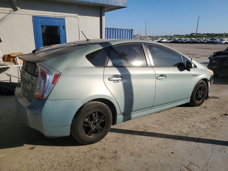 Photo 3 from auction – 2012 TOYOTA PRIUS with VIN JTDKN3DU1C1564375