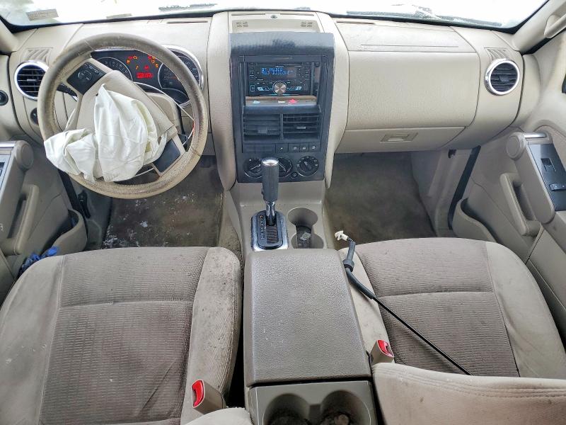 Photo 8 from auction – 2006 FORD EXPLORER X with VIN 1FMEU73E36UB50482