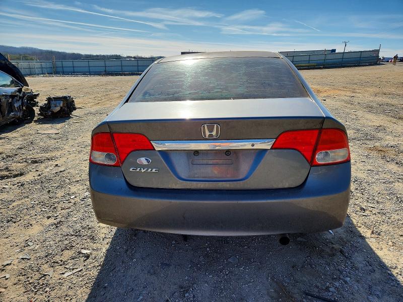 Photo 6 from auction – 2010 HONDA CIVIC LX with VIN 19XFA1F55AE037957