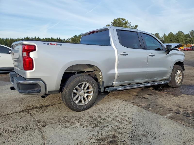 Photo 3 from auction – 2022 CHEVROLET SILVERADO with VIN 3GCUDDED5NG513790