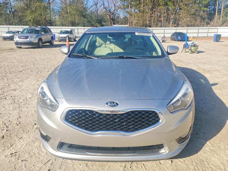 Photo 5 from auction – 2014 KIA CADENZA PR with VIN KNALN4D70E5120160