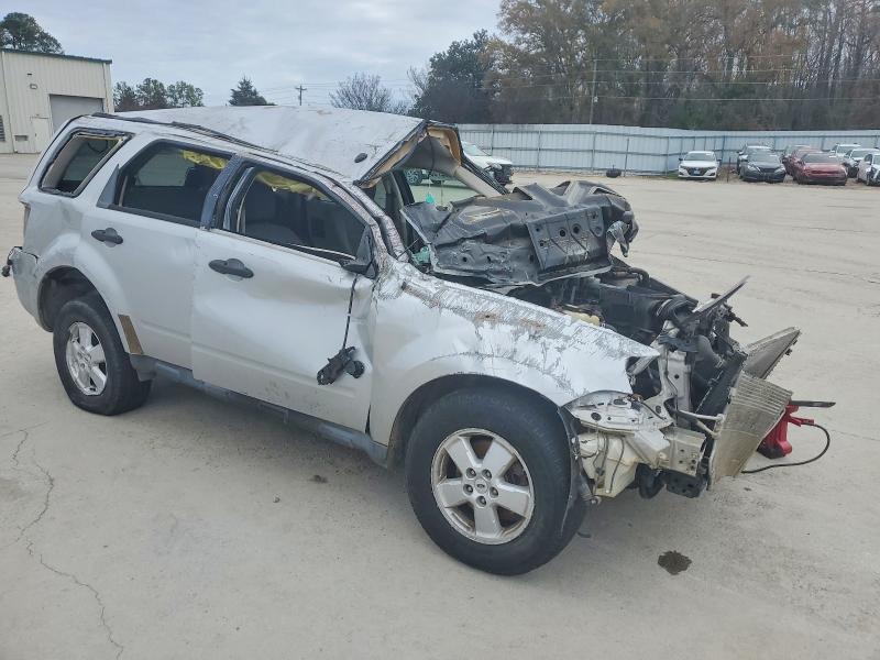 Photo 4 from auction – 2009 FORD ESCAPE with VIN 1FMCU03G79KA12105