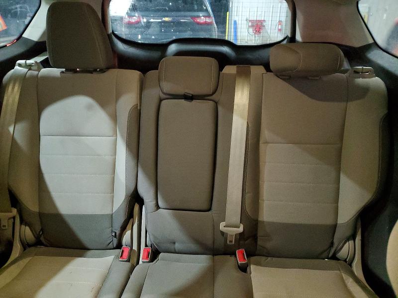 Photo 10 from auction – 2016 FORD ESCAPE SE with VIN 1FMCU9GX3GUB02867