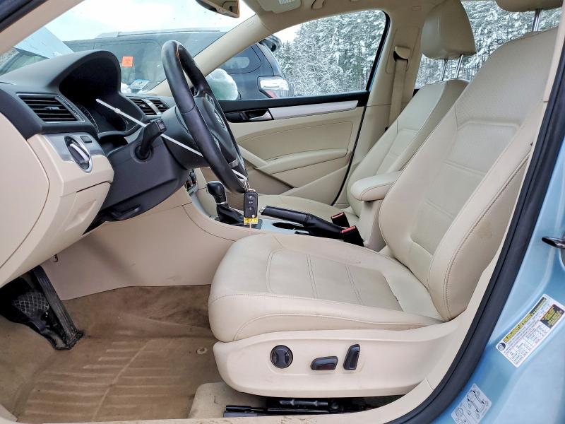 Photo 7 from auction – 2013 VOLKSWAGEN PASSAT with VIN 1VWBP7A30DC135552