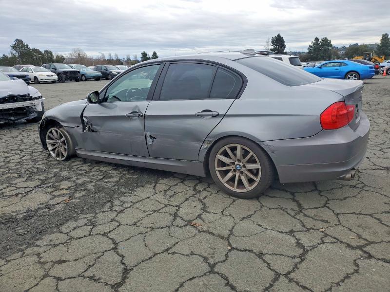 Photo 2 from auction – 2011 BMW 328 I SULE with VIN WBAPH5G53BNM83427