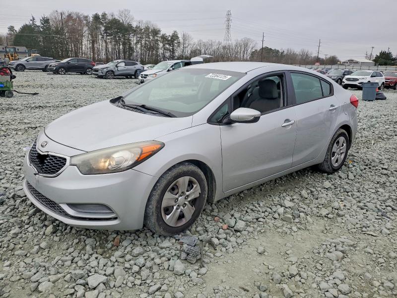 KIA FORTE LX 2015 with VIN KNAFK4A68F5365906 - Photo from auction