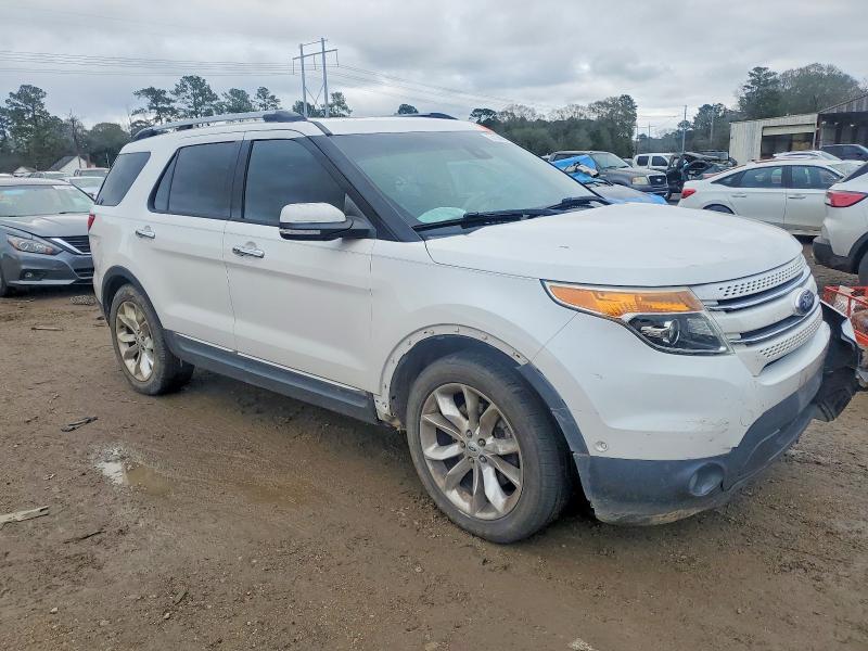 Photo 4 from auction – 2013 FORD EXPLORER with VIN 1FM5K7F86DGC33296