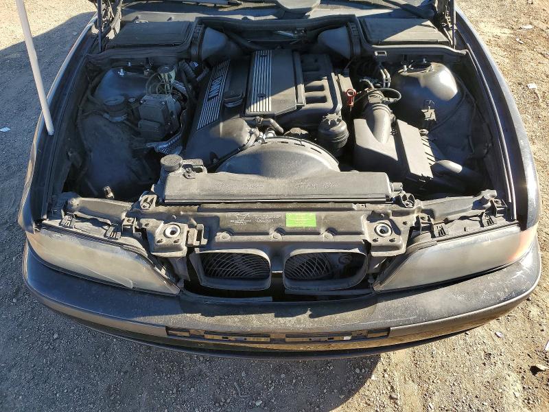 Photo 11 from auction – 2000 BMW 528 I AUTO with VIN WBADM6344YGU19590