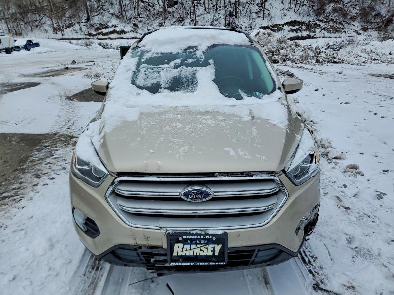 Photo 5 from auction – 2018 FORD ESCAPE SEL with VIN 1FMCU9HD0JUB26829