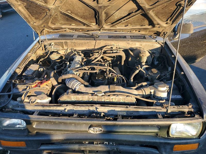 Photo 11 from auction – 1994 TOYOTA PICKUP 1/2 with VIN 4TARN81A2RZ303557