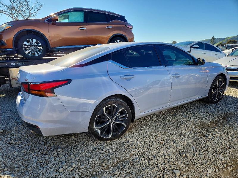 Photo 3 from auction – 2025 NISSAN ALTIMA SR with VIN 1N4BL4CW7SN337218