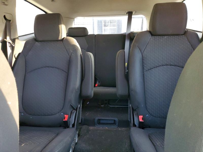Photo 10 from auction – 2011 CHEVROLET TRAVERSE L with VIN 1GNKRGED3BJ172952