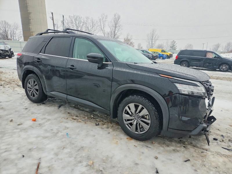 Photo 4 from auction – 2022 NISSAN PATHFINDER with VIN 5N1DR3BC2NC236991