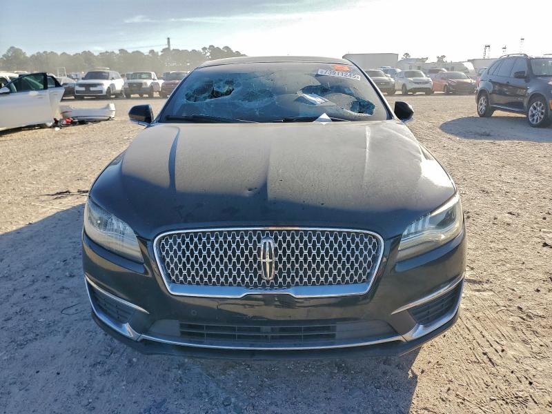 Photo 5 from auction – 2017 LINCOLN MKZ RESERV with VIN 3LN6L5E92HR603481