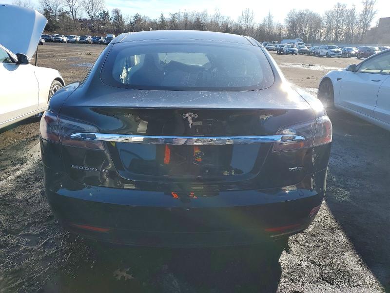 Photo 6 from auction – 2018 TESLA MODEL S with VIN 5YJSA1E2XJF247485
