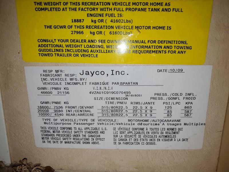 Photo 10 from auction – 2010 JAYCEE MOTORHOME with VIN 4VZAU1C919C070495