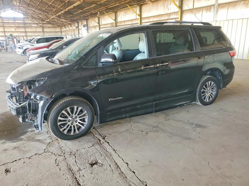 TOYOTA SIENNA XLE 2018 with VIN 5TDYZ3DC2JS944122 - Photo from auction