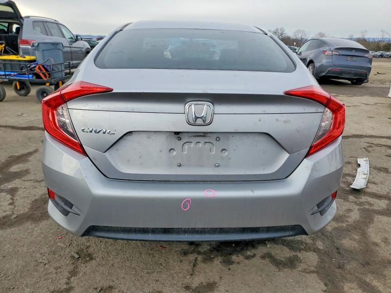 Photo 6 from auction – 2016 HONDA CIVIC EX with VIN 2HGFC2F76GH535178