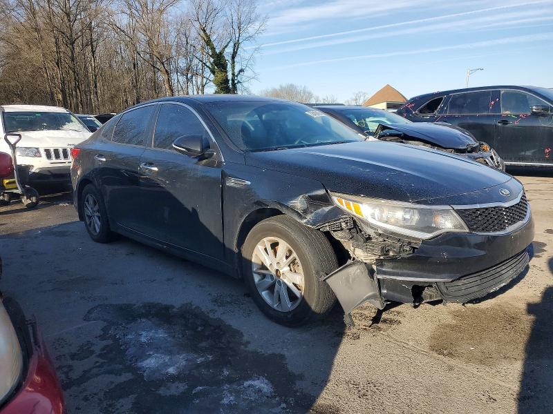 Photo 4 from auction – 2016 KIA OPTIMA with VIN 5XXGT4L37GG100379