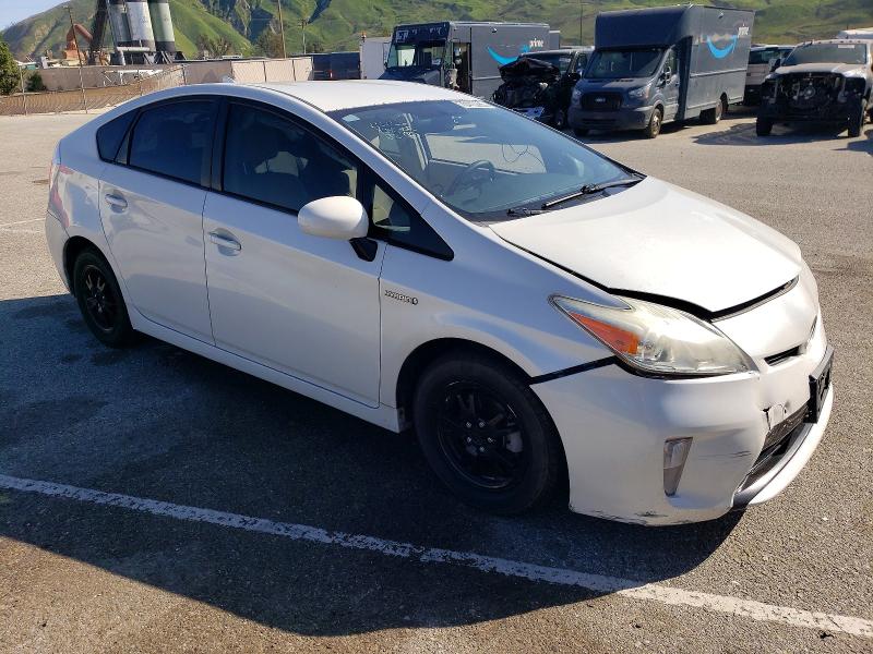 Photo 4 from auction – 2014 TOYOTA PRIUS with VIN JTDKN3DU4E0358539