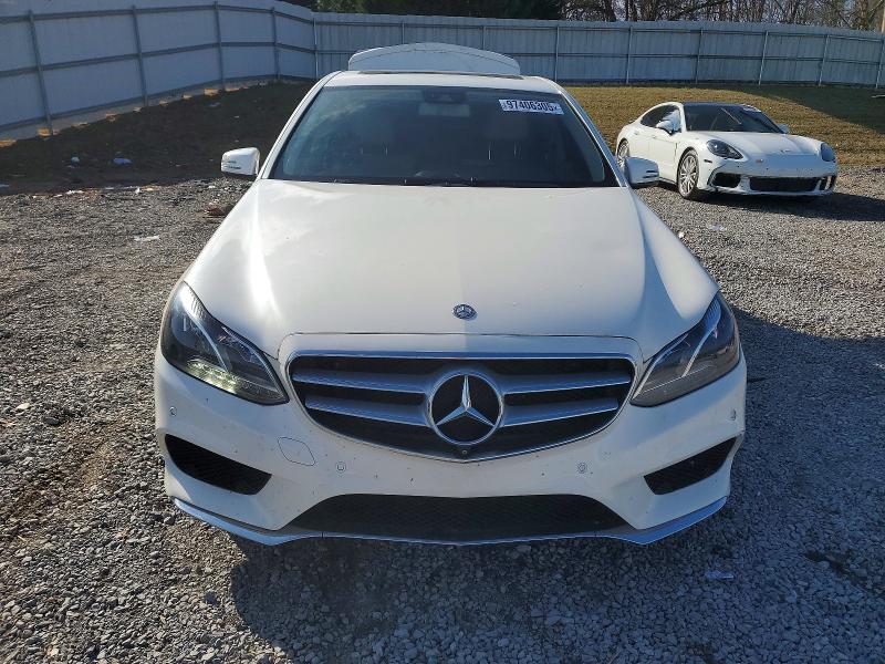 Photo 5 from auction – 2014 MERCEDES-BENZ E with VIN WDDHF5KB1EB067107