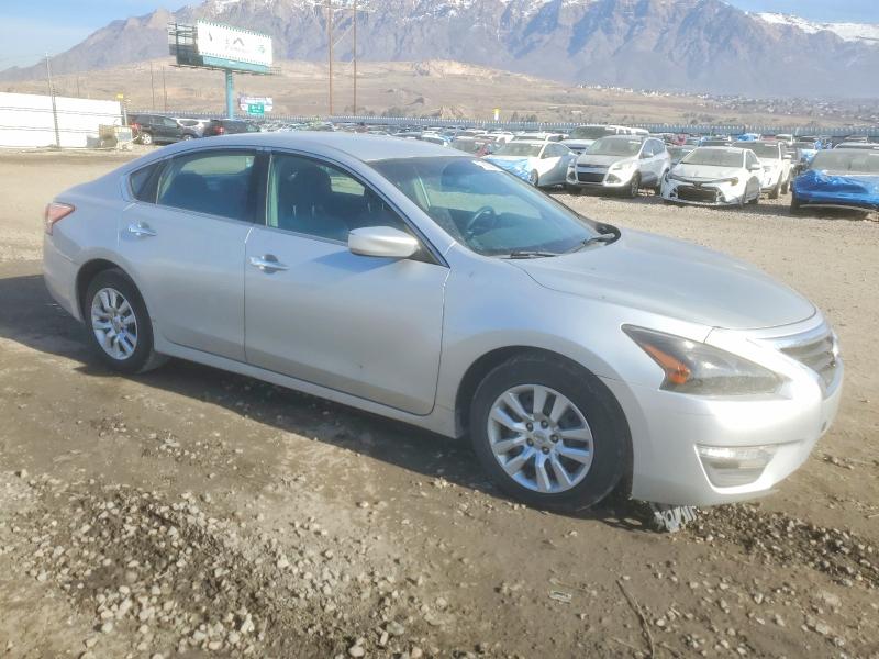 Photo 4 from auction – 2013 NISSAN ALTIMA with VIN 1N4AL3AP8DN516694
