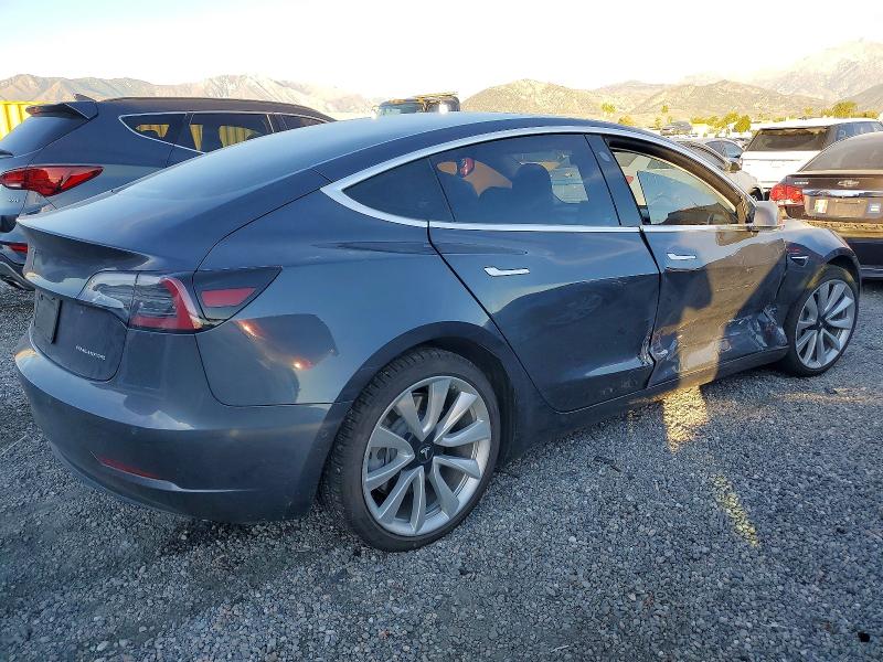 Photo 3 from auction – 2018 TESLA MODEL 3 with VIN 5YJ3E1EB3JF186912