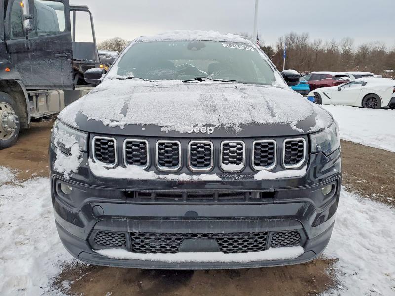 Photo 5 from auction – 2025 JEEP COMPASS LA with VIN 3C4NJDBN0ST521437