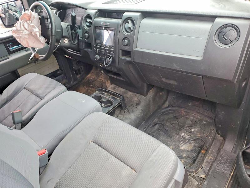 Photo 8 from auction – 2014 FORD F150 with VIN 1FTMF1EM0EFC09888
