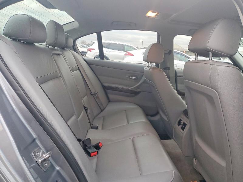 Photo 10 from auction – 2011 BMW 328 XI SUL with VIN WBAPK5C51BF125518