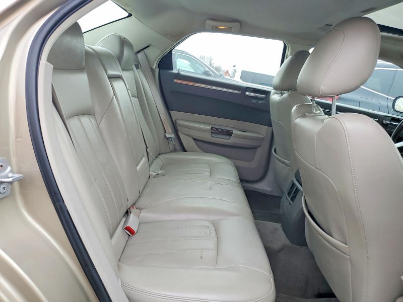 Photo 10 from auction – 2008 CHRYSLER 300C with VIN 2C3KA63H98H335585