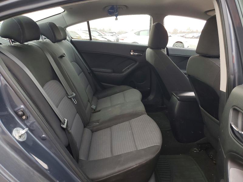 Photo 10 from auction – 2016 KIA FORTE LX with VIN KNAFX4A65G5564737
