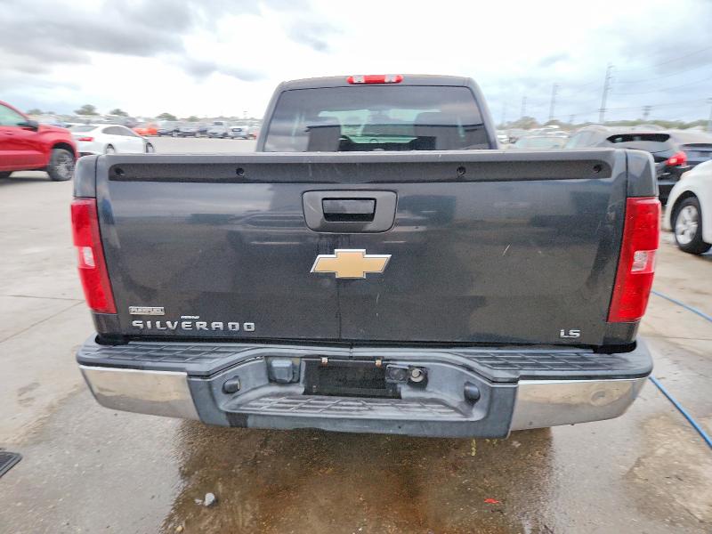 Photo 6 from auction – 2010 CHEVROLET SILVERADO with VIN 1GCSCREA3AZ175930