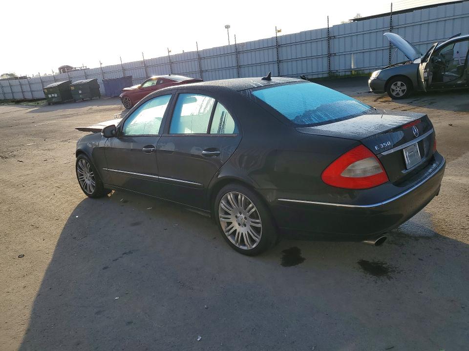 Photo 2 from auction – 2007 MERCEDES-BENZ E with VIN WDBUF56X07B073836