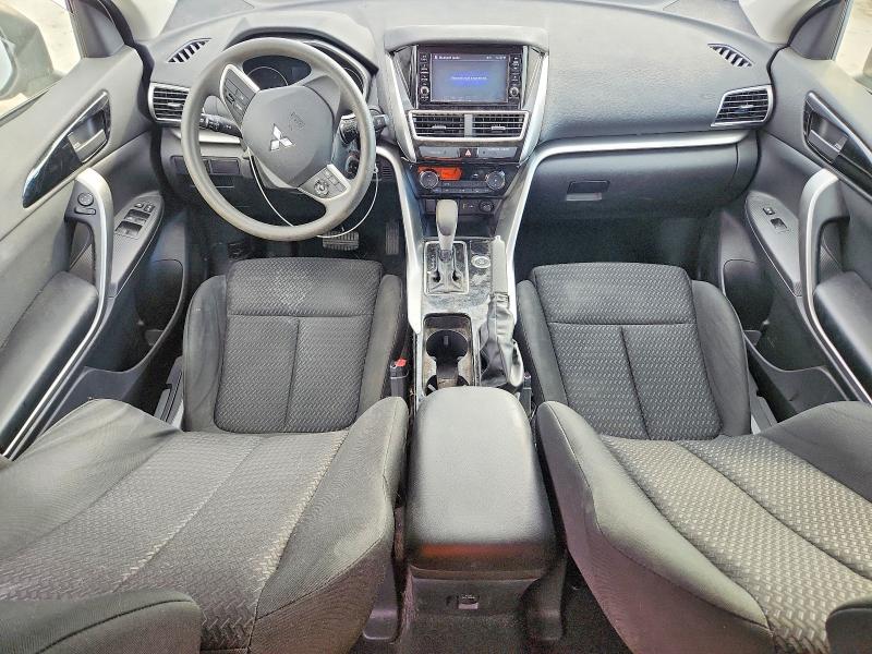 Photo 8 from auction – 2018 MITSUBISHI ECLIPSE CR with VIN JA4AT3AA6JZ064166