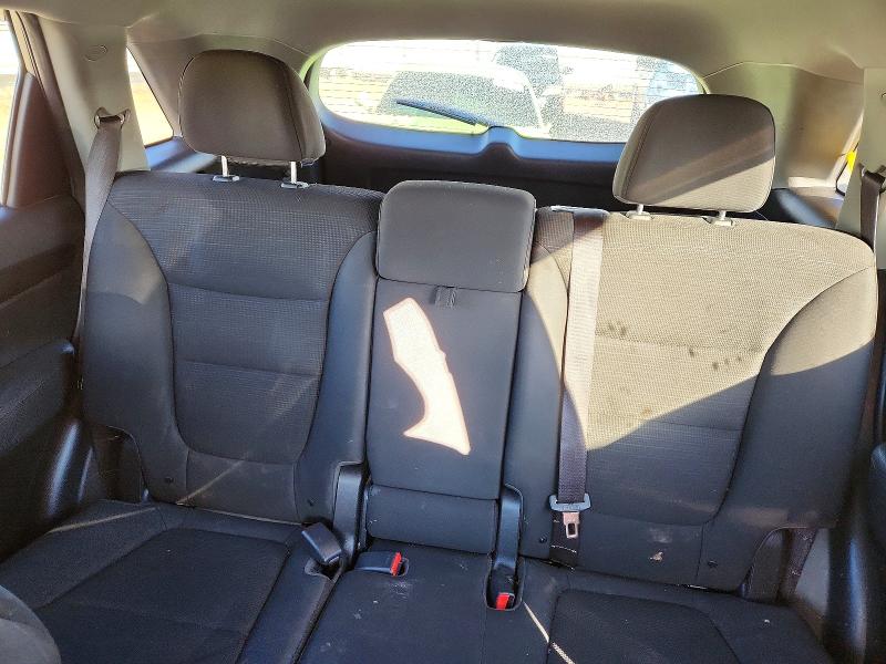 Photo 10 from auction – 2015 KIA SORENTO LX with VIN 5XYKT3A6XFG631409