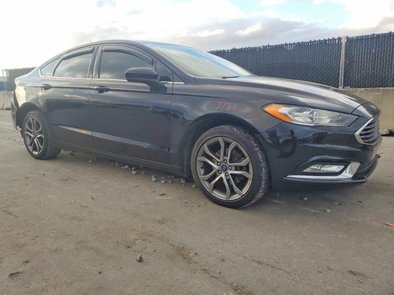Photo 4 from auction – 2017 FORD FUSION SE with VIN 3FA6P0H99HR321674