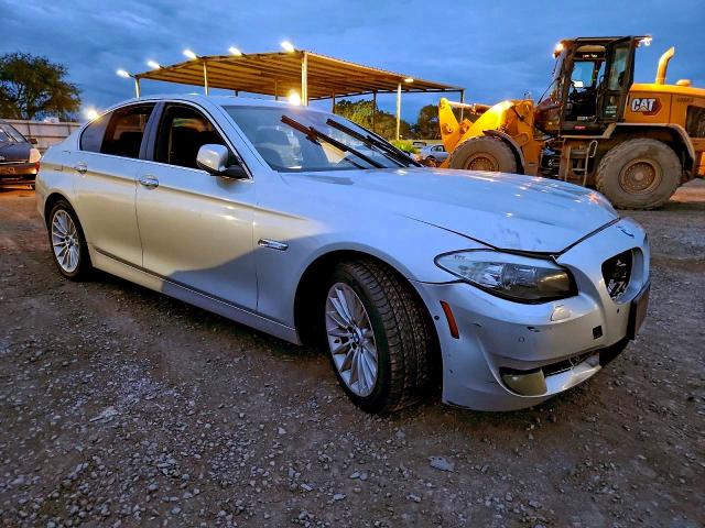 Photo 4 from auction – 2013 BMW 535 I with VIN WBAFR7C54DC824648
